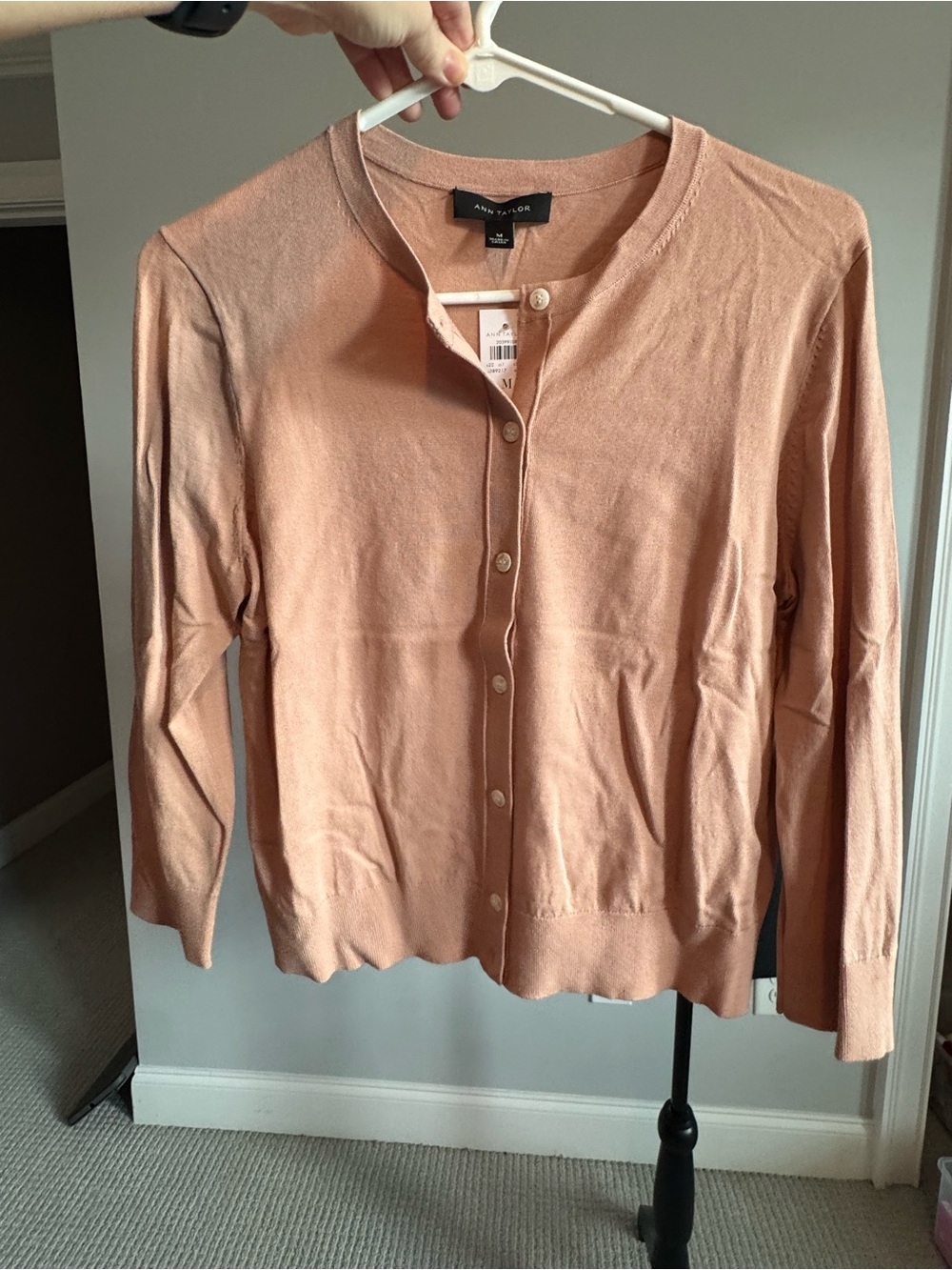 NWT size medium Ann Taylor Peach Button-Up Lightweight Cardigan